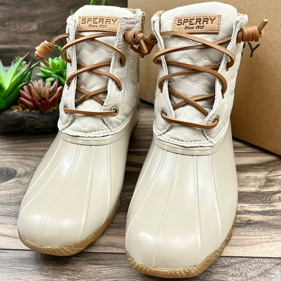 ❌SOLD❌NIB Sperry Top Sider Saltwater Chevron Quilted Shaft Nylon Duck Boot Ivory - Picture 3 of 13